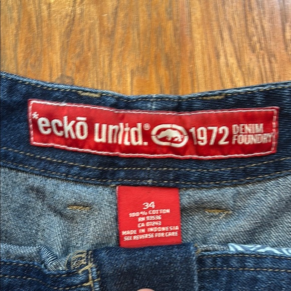 Levi's Blue Denim Cargo Shorts - Picture 3 of 3